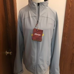 NWT Sherpa Adventure Gear L women’s jacket in grey